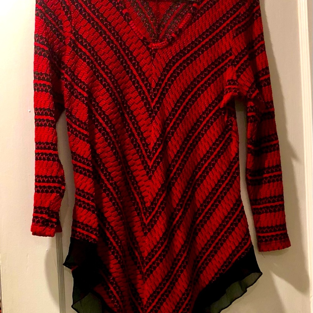 Previously worn 18/20W Red and black striped top.